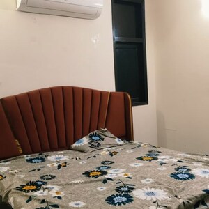 Bedroom in 2.5 BHK Builder Floor at Malviya Nagar – for Rent