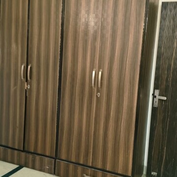 Furnished Amenities in 2.5 BHK Builder Floor at Malviya Nagar – for Rent