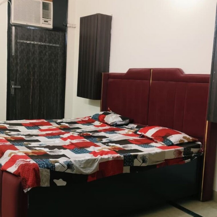 Bedroom, malviya nagar 2.5 Bedroom 900 Sq.Ft. Builder Floor In Malviya Nagar Delhi 9810817