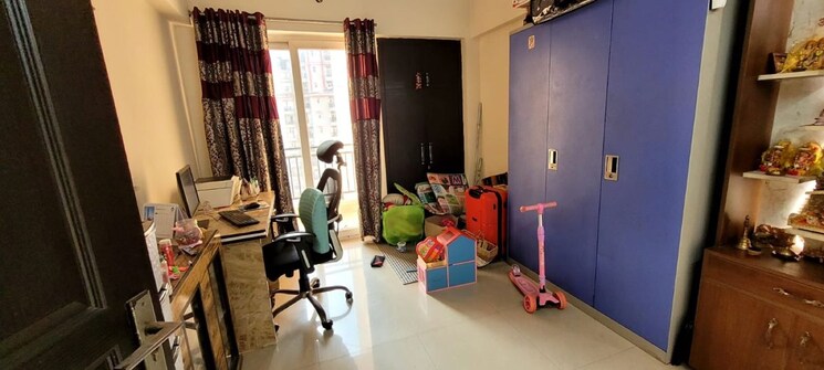 Living Room, sethi-max-royal 3.5 Bedroom 1455 Sq.Ft. Apartment In Sector 76 Noida 9810823