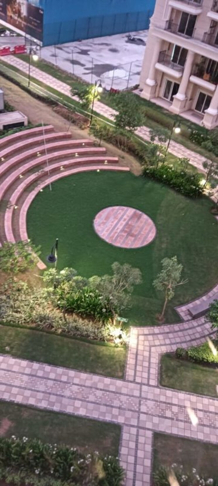 Garden, dlf-regal-gardens 3 Bedroom 1693 Sq.Ft. Apartment In Sector 90 Gurgaon 9810828