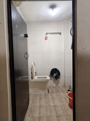 Bathroom in 1 BHK Independent House at Sarita Vihar – for Rent