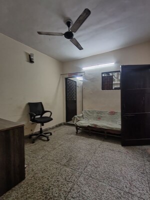 1 BHK Independent House For Rent in Sarita Vihar