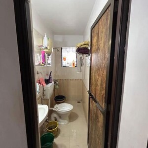 Bathroom in 2 BHK Apartment at Dreams Complex , Kukreja – for Rent