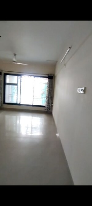 Room in 2 BHK Apartment at Sundew CHS, Chandivali – for Rent