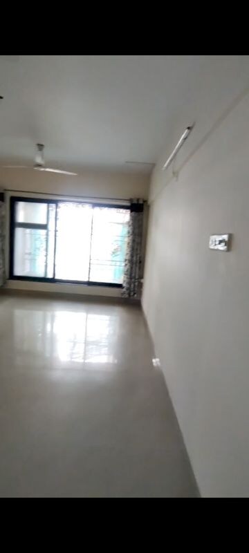 Room in 2 BHK Apartment at Sundew CHS, Chandivali – for Rent