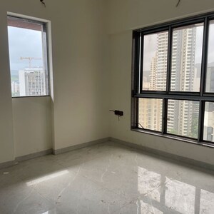Room in 1.5 BHK Apartment at Runwal Forests, Datar Colony – for Sale