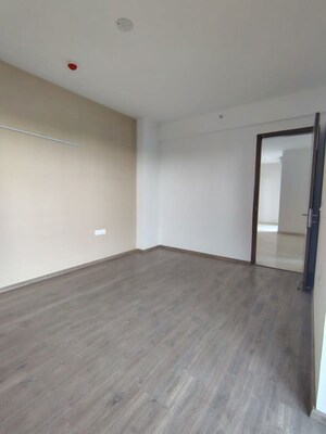 Room in 2.5 BHK Apartment at The Center Court, Sector 88a – for Rent