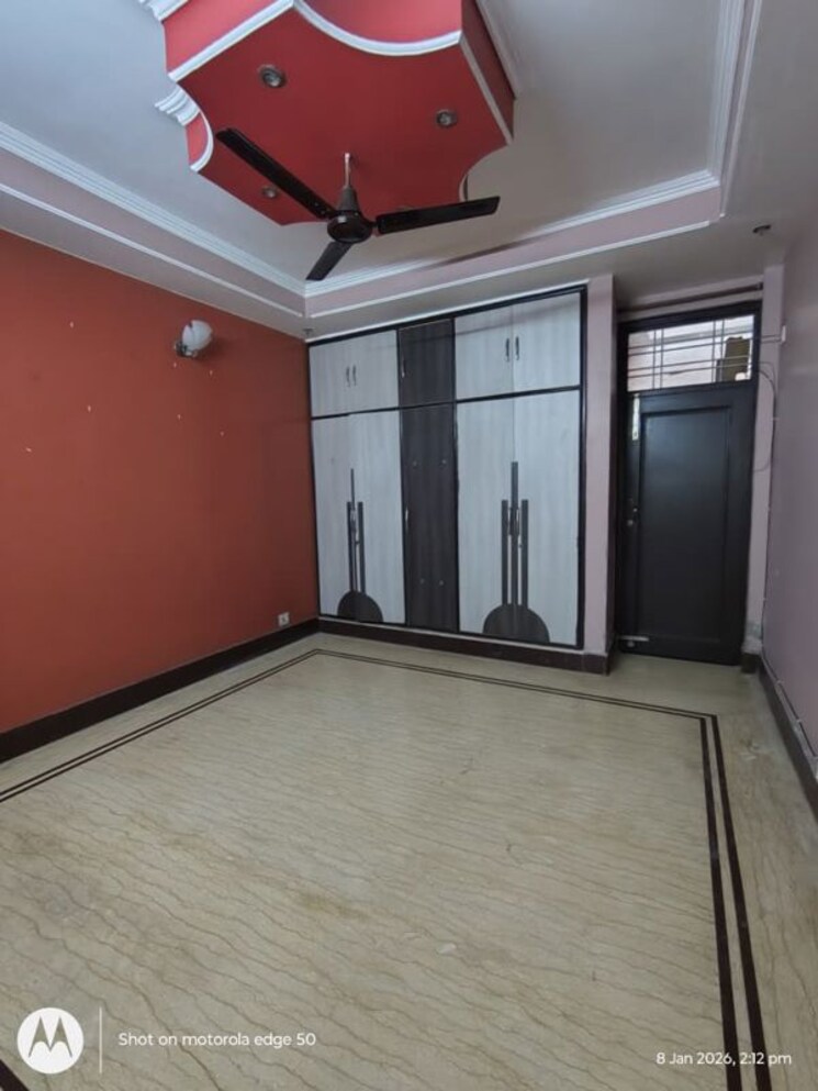 Room, sector 56 2 Bedroom 2250 Sq.Ft. Independent House In Sector 56 Noida 9810899