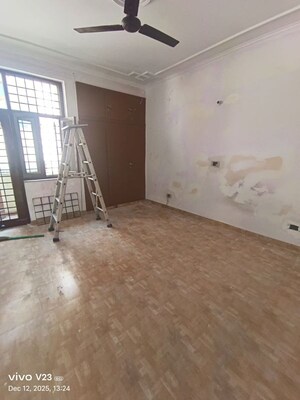 Room in 2 BHK Independent House at Sector 56 – for Rent