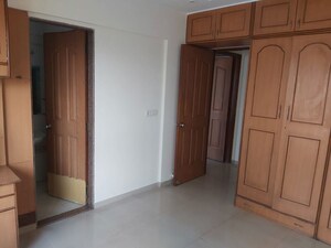 Room in 3 BHK Apartment at Deonar – for Rent