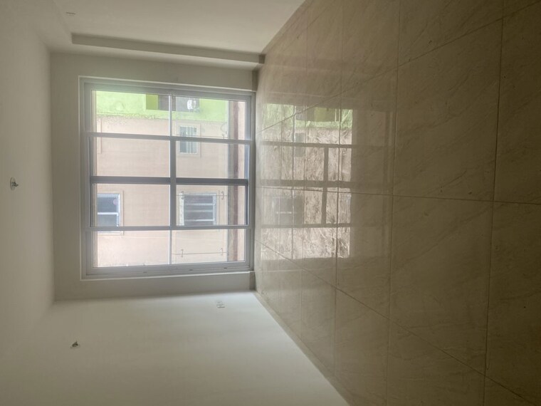 Room, esteem-kings-court 2.5 Bedroom 1585 Sq.Ft. Apartment In Jp Nagar Bangalore 9810908