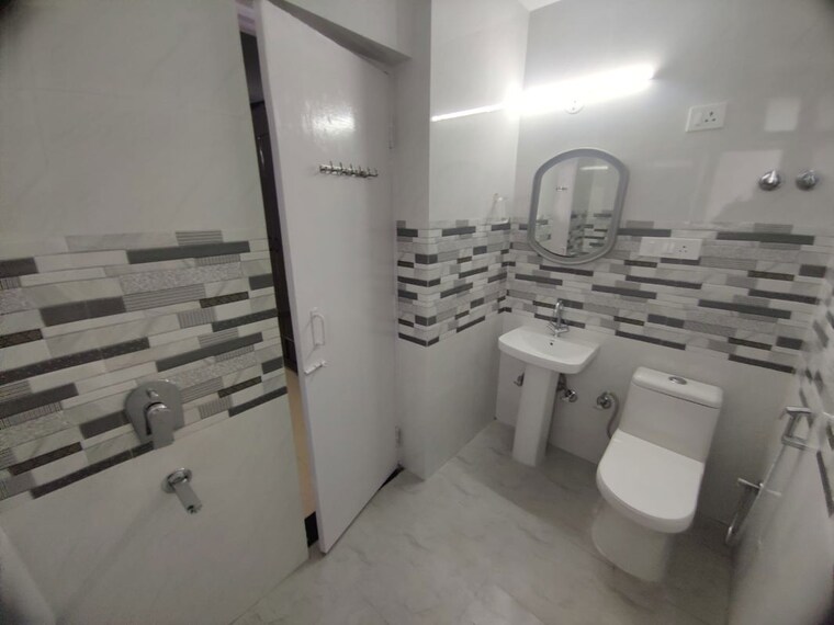 Master Bedroom, mahagun-mezzaria 2 Bedroom 1150 Sq.Ft. Builder Floor In Sector 78 Noida 9810914