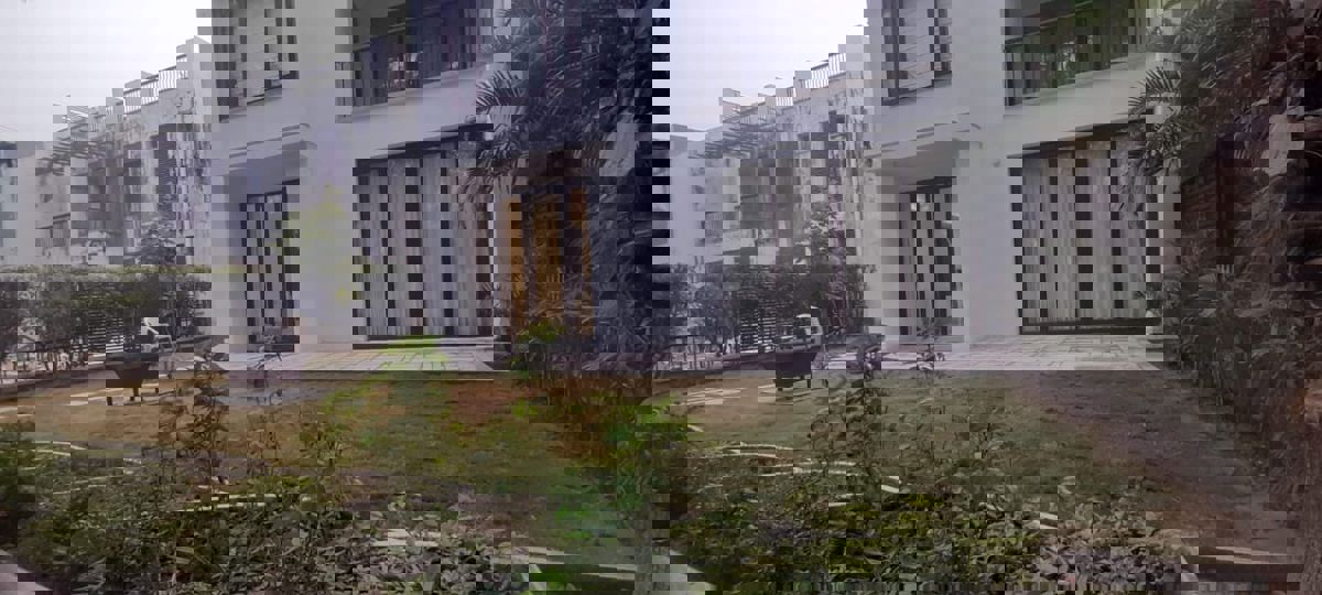 5 BHK + Servant Room Villa For Sale in Jaypee Estate Home