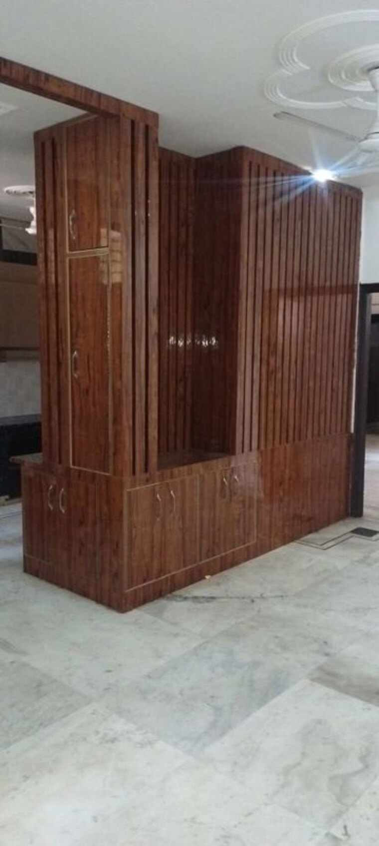 Room, parklands 4 Bedroom 350 Sq.Yd. Builder Floor In Sector 85 Faridabad 9810934