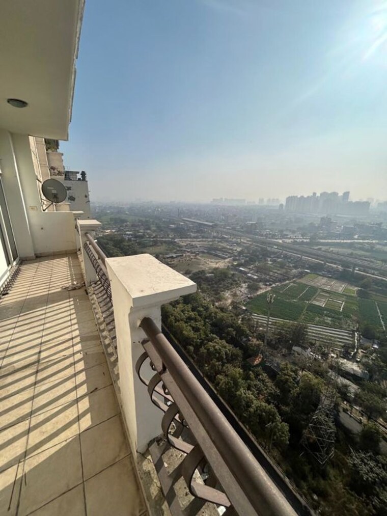 Balcony, sunshine-helios 3 Bedroom 1575 Sq.Ft. Apartment In Sector 78 Noida 9810937