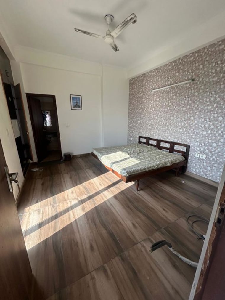 Master Bedroom, sunshine-helios 3 Bedroom 1575 Sq.Ft. Apartment In Sector 78 Noida 9810937