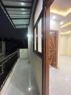 Building Lobby in 3 BHK Builder Floor at Govindpuri – for Sale