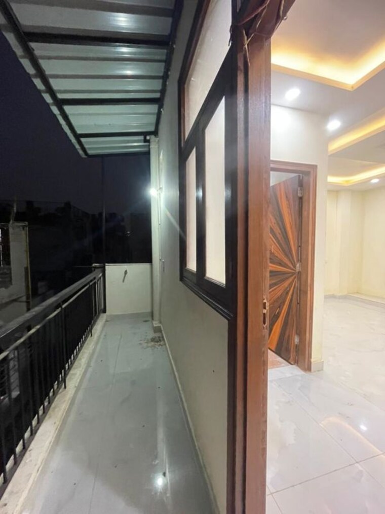 undefined, govindpuri 3 Bedroom 950 Sq.Ft. Builder Floor In Govindpuri Delhi 9810952