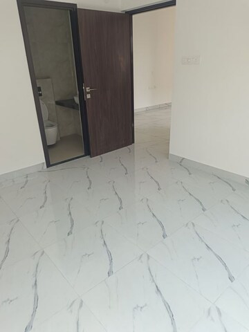 Room in 1 BHK Apartment at Raymond Ten X Vibes, J K Gram – for Rent