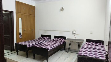 Bedroom in  Pg at Sector 51 – for Rent