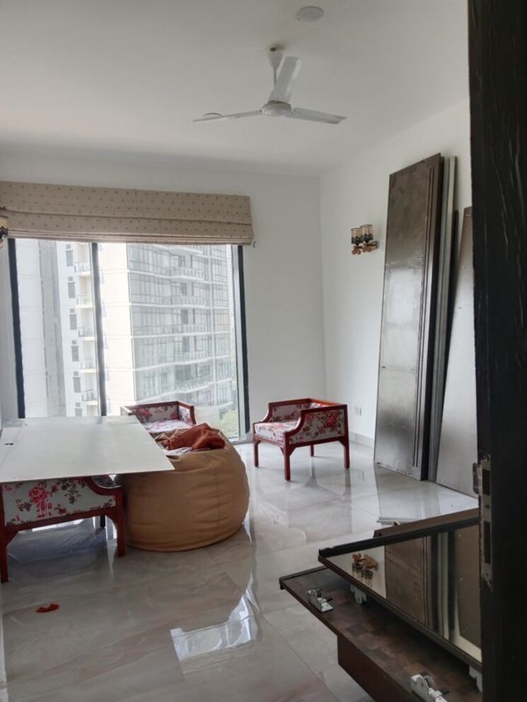 Team Area, ireo-the-grand-arch 2 Bedroom 1400 Sq.Ft. Apartment In Sector 58 Gurgaon 9810962