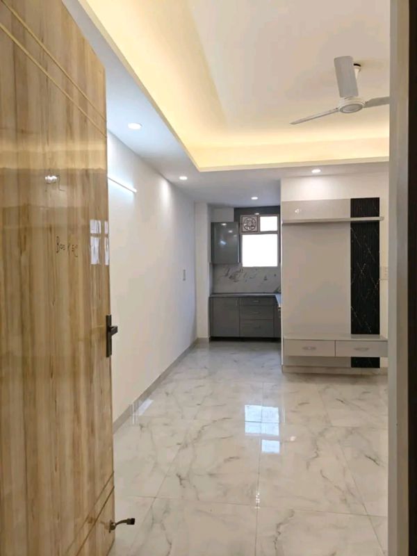 2 BHK + Servant Room Builder Floor For Rent in Chattarpur