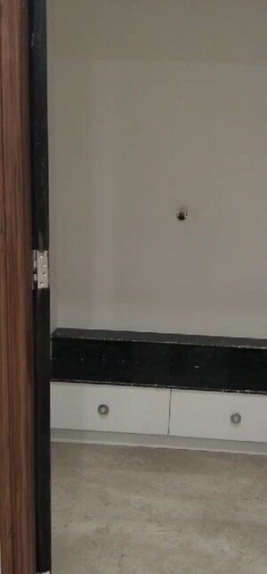 Furnished Amenities in 3 BHK Villa at Gandipet – for Rent