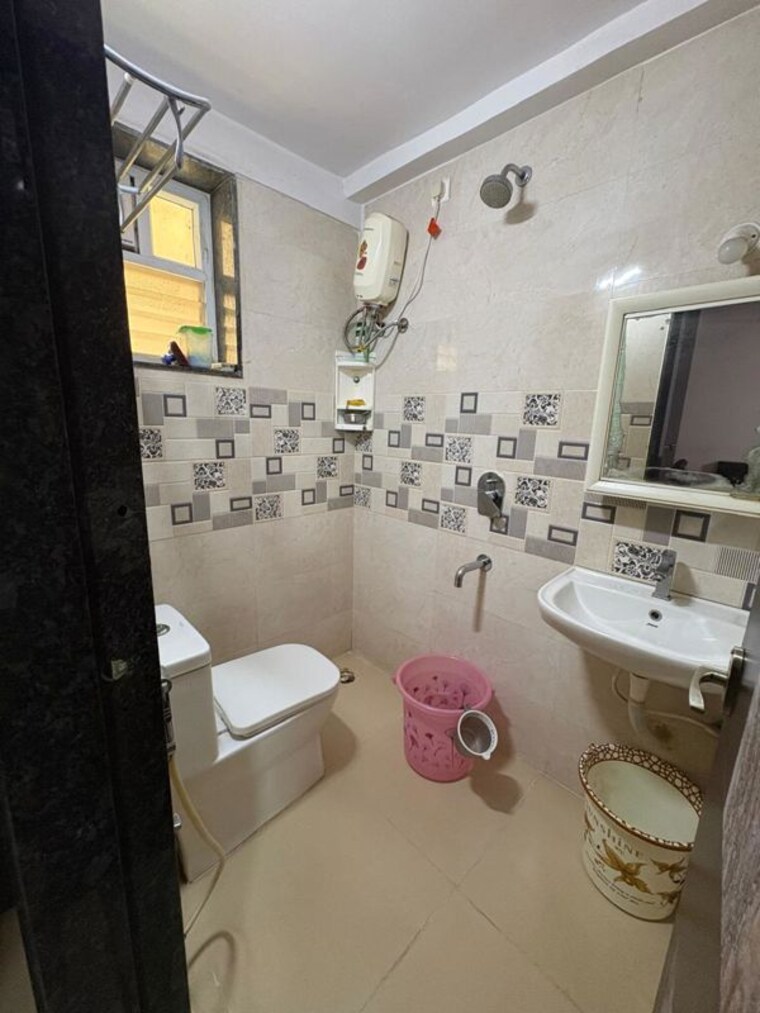 Bathroom, mvp colony 3 Bedroom 1500 Sq.Ft. Apartment In Mvp Colony Vizag 9810992