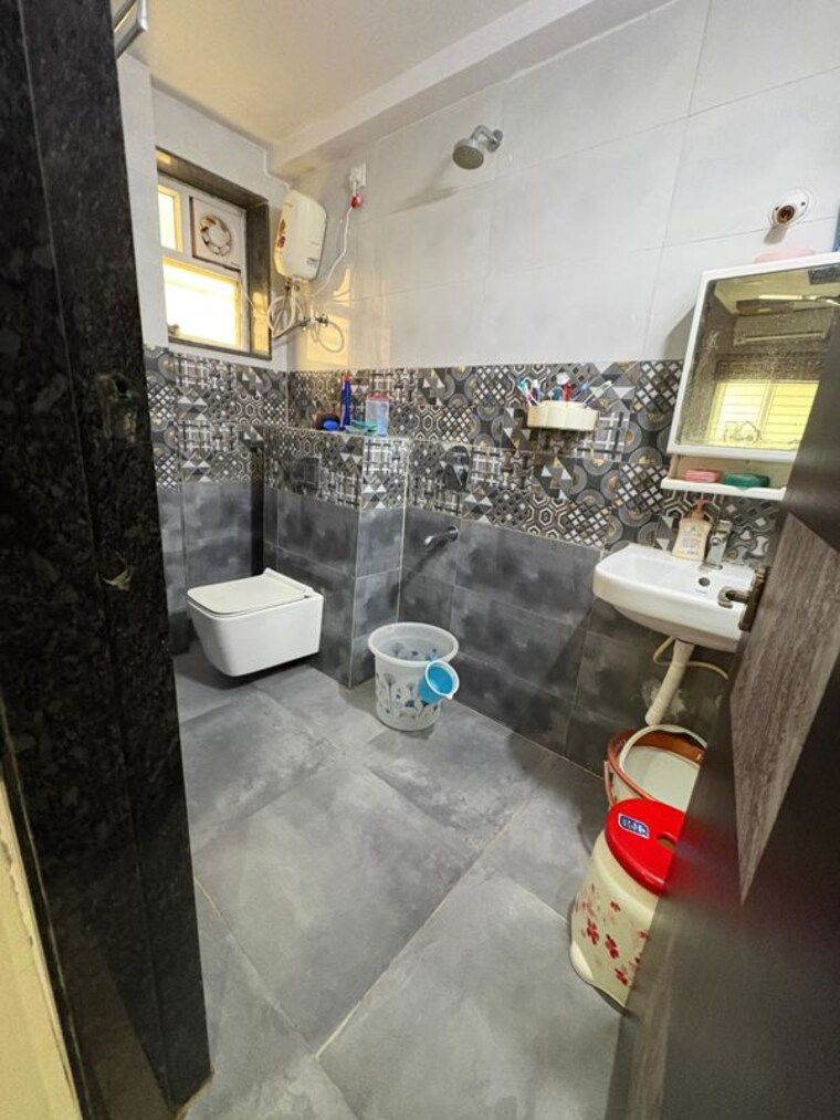 Bathroom, mvp colony 3 Bedroom 1500 Sq.Ft. Apartment In Mvp Colony Vizag 9810992