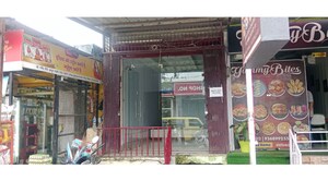  Shop For Rent in Defence Colony
