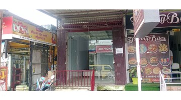  Shop For Rent in Defence Colony