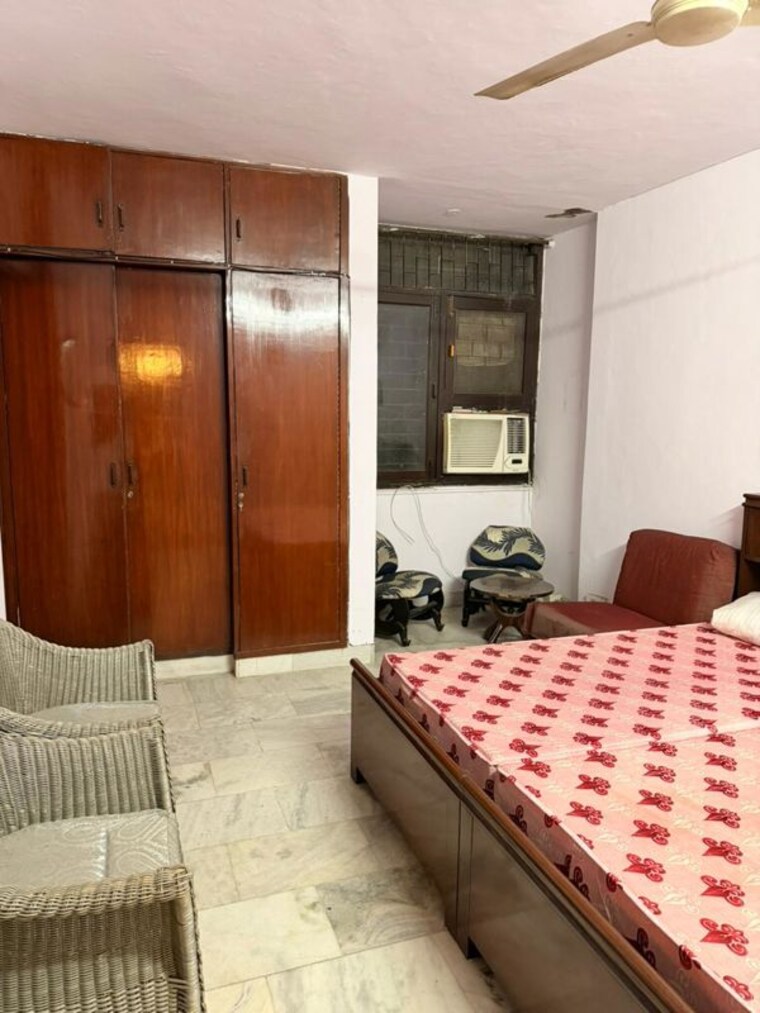 Bedroom, greater kailash ii 2 Bedroom 1500 Sq.Ft. Builder Floor In Greater Kailash ii Delhi 9811006