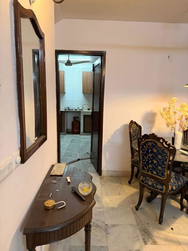 Living Room, greater kailash ii 2 Bedroom 1500 Sq.Ft. Builder Floor In Greater Kailash ii Delhi 9811006