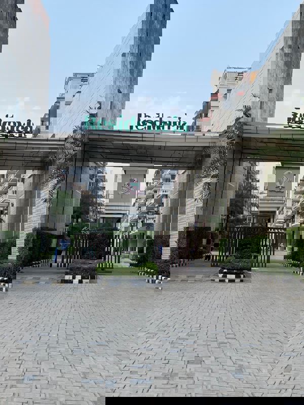 3 BHK + Extra Room Apartment For Rent in Green Valley Residencia