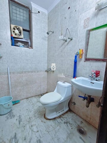 Bathroom in 3 BHK Builder Floor at Sector 45 – for Rent