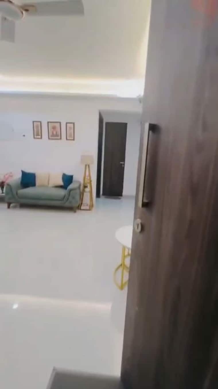 Living Room, dev-leo-tower 2 Bedroom 670 Sq.Ft. Apartment In Oshiwara Mumbai 9811073