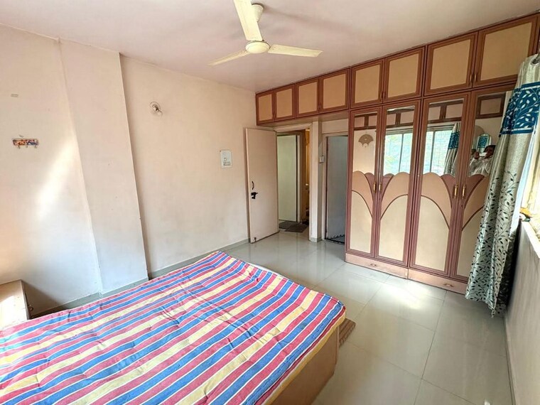 Bedroom, vishrantwadi 2 Bedroom 1000 Sq.Ft. Apartment In Vishrantwadi Pune 9811085