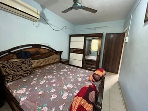 Bedroom in 1 BHK Apartment at Vishrantwadi – for Rent