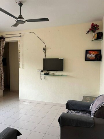 Team Area in 1 BHK Apartment at Vishrantwadi – for Rent