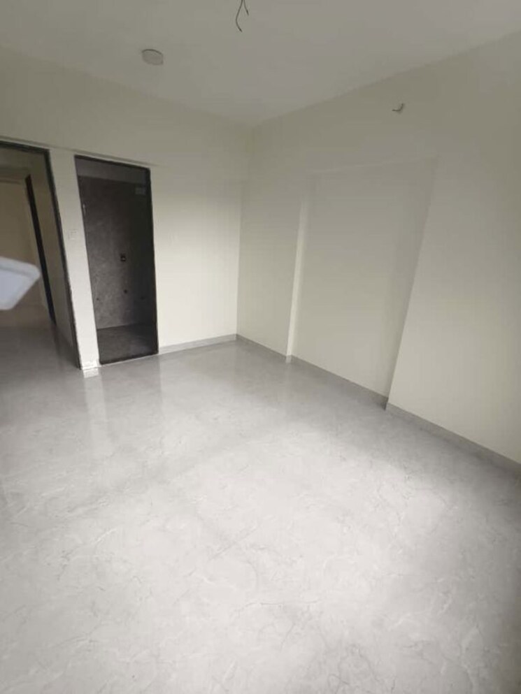 Room, silicon-park 2 Bedroom 721 Sq.Ft. Apartment In Malad West Mumbai 9811127