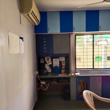 Bedroom in 2 BHK Apartment at Karve Nagar – for Rent