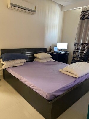 Bedroom in 3 BHK Apartment at Skyline Park, Vip Road – for Rent