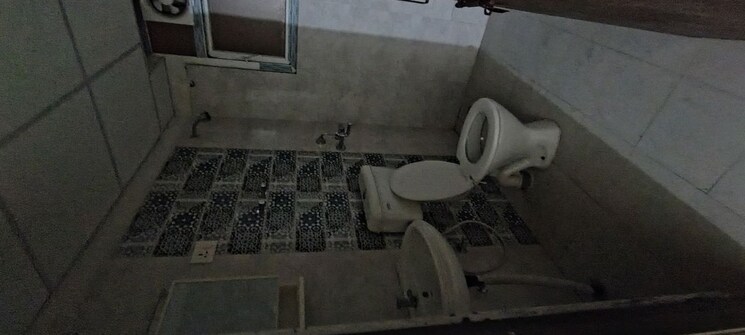 Bathroom, signature-global-proxima 2 Bedroom 674 Sq.Ft. Apartment In Sector 89 Gurgaon 9811167