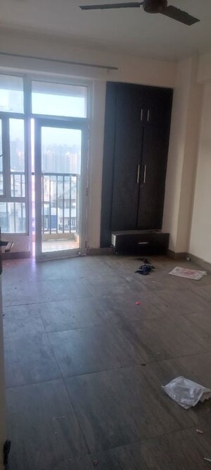 2 BHK Apartment For Rent in Gaur City 6th Avenue, Sector 4 Greater Noida