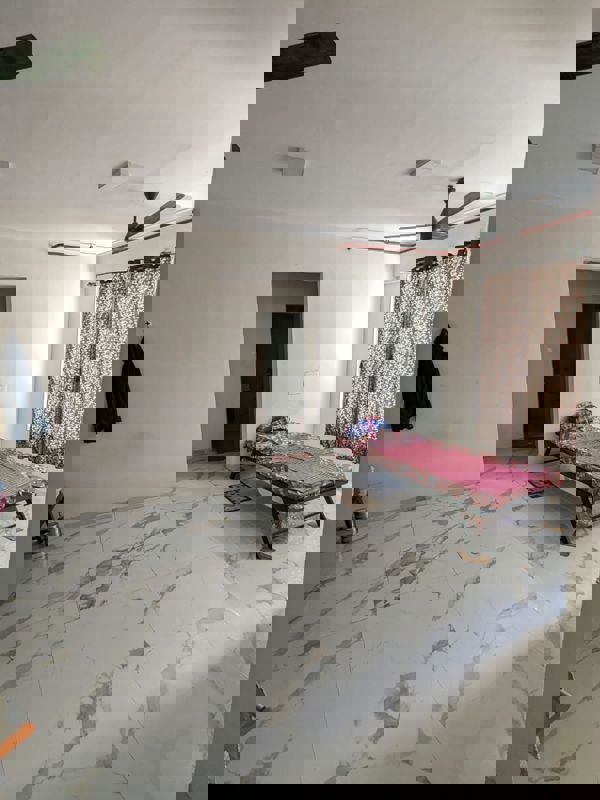 2 BHK Apartment For Rent in Dotom Isle