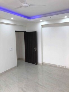 4 BHK + Servant Room Apartment For Sale in Abw La Lagune