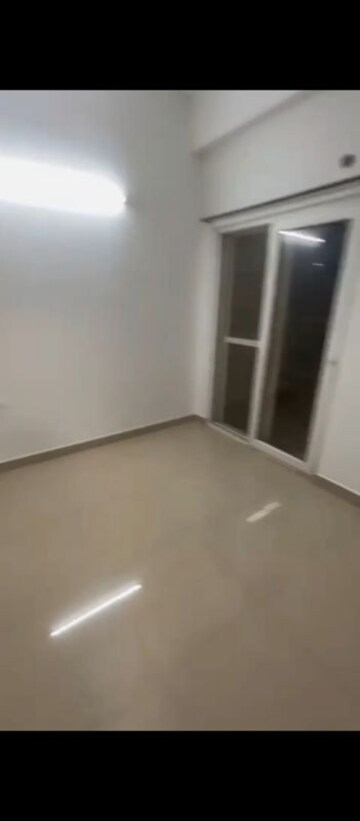 Room in 2 BHK Apartment at Hawelia Valenova Park, Tech Zone 4 Greater Noida – for Sale