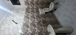 Team Area in 3 BHK Builder Floor at Vishwas Park – for Rent