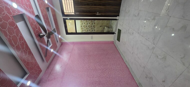 Balcony, vishwas park 3 Bedroom 85 Sq.Yd. Builder Floor In Vishwas Park Delhi 9811244